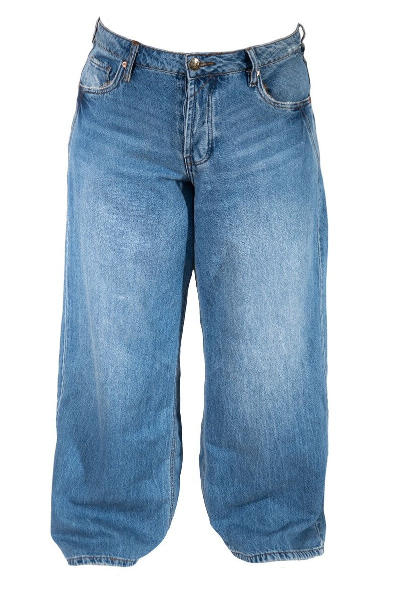 Plus Size Wide-Leg Denim Jeans - Image 3
