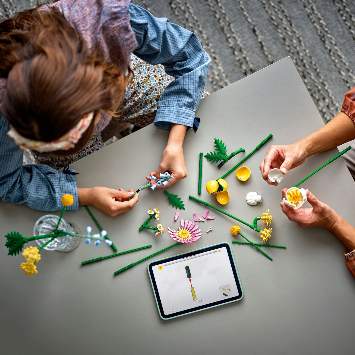 LEGO? Botanicals Petite Sunny Bouquet Flower Decor Set 10347 - Image 8