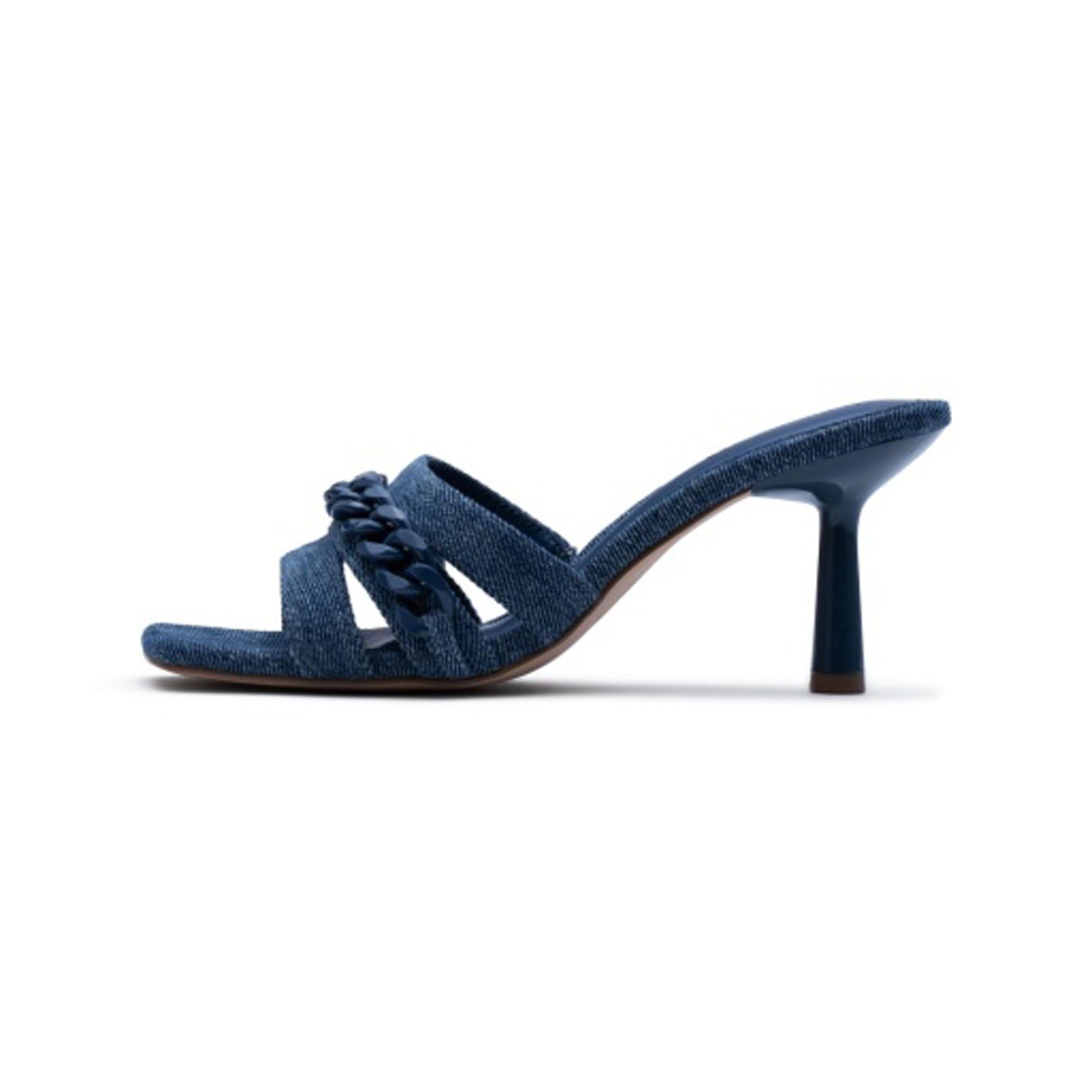 Kieryn Flat Sandal - Image 10