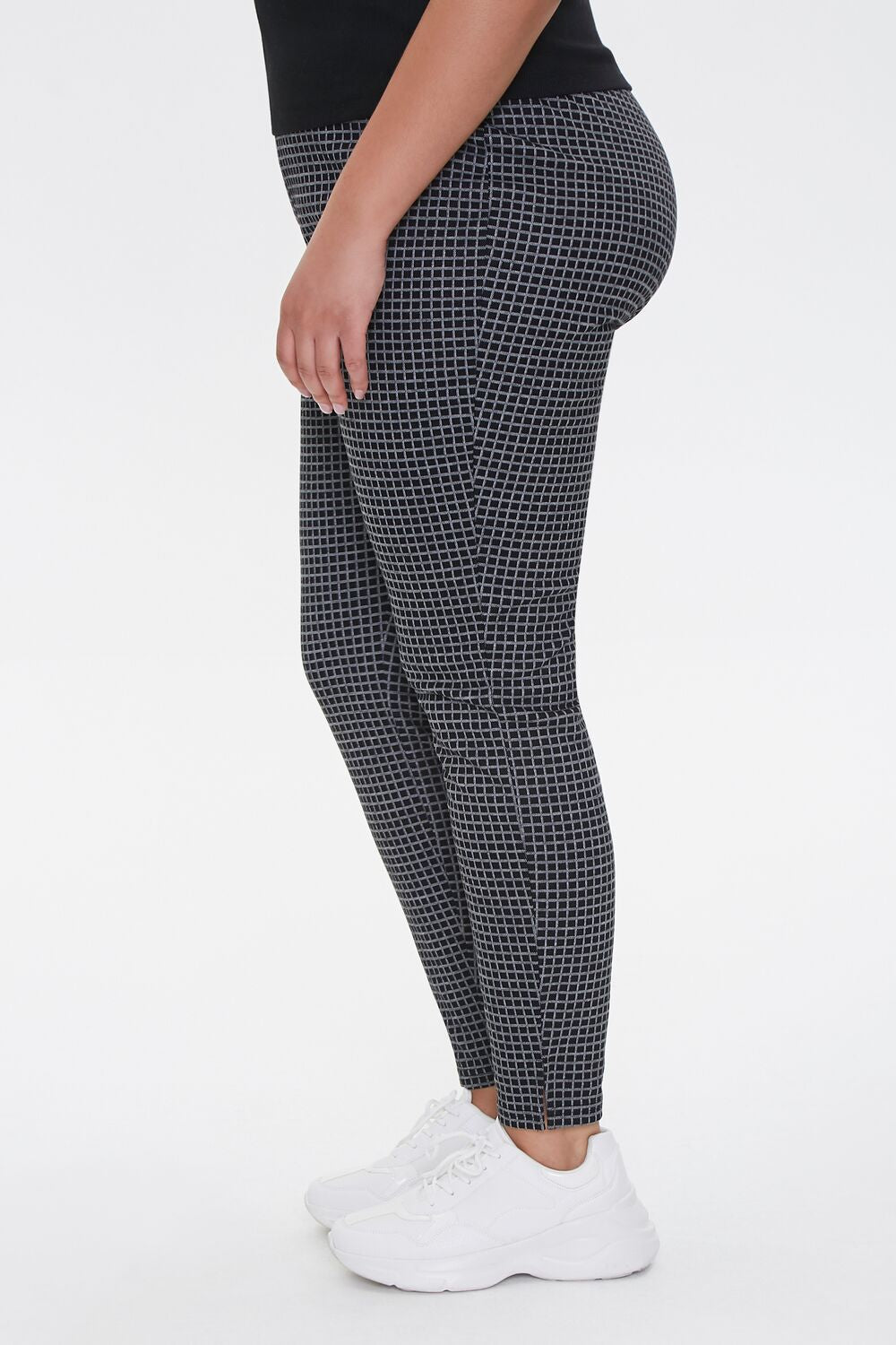 Plus Size Checkered Print Leggings - Image 3