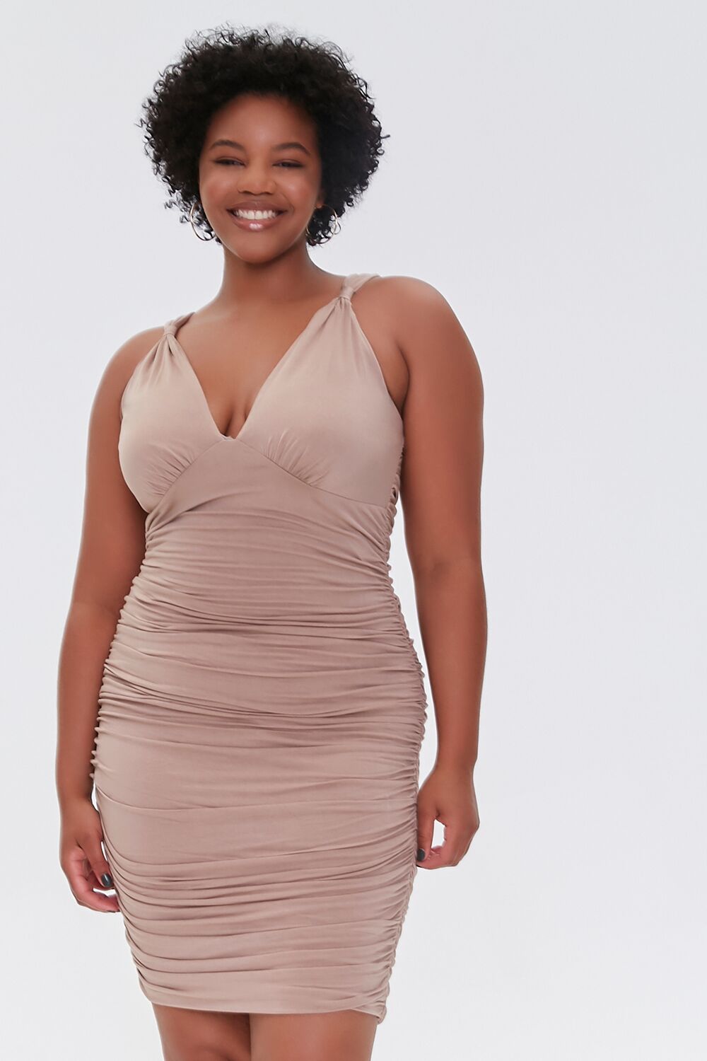 Plus Size Ruched Bodycon Dress - Image 9