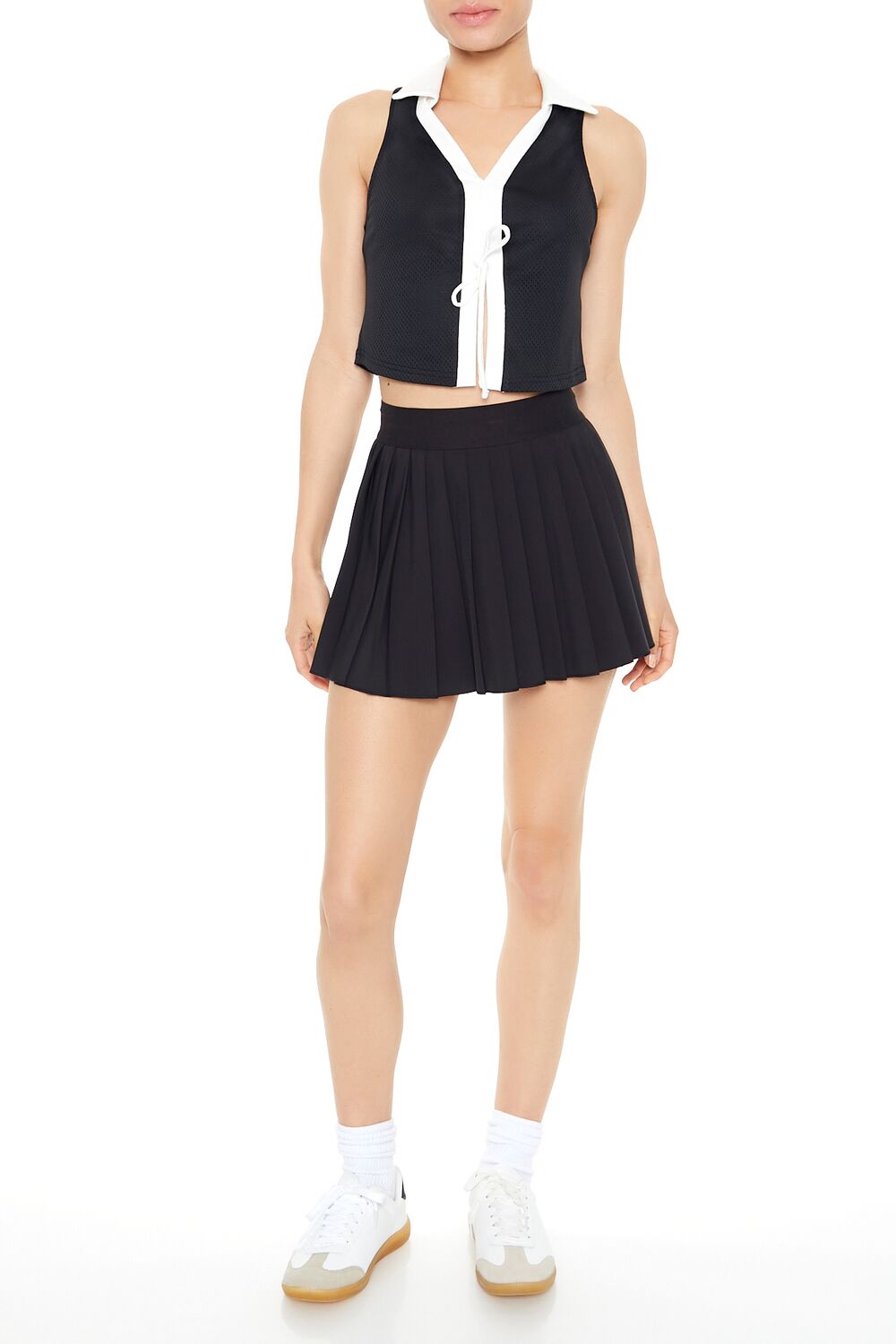 Colorblock Split-Hem Crop Top - Image 4