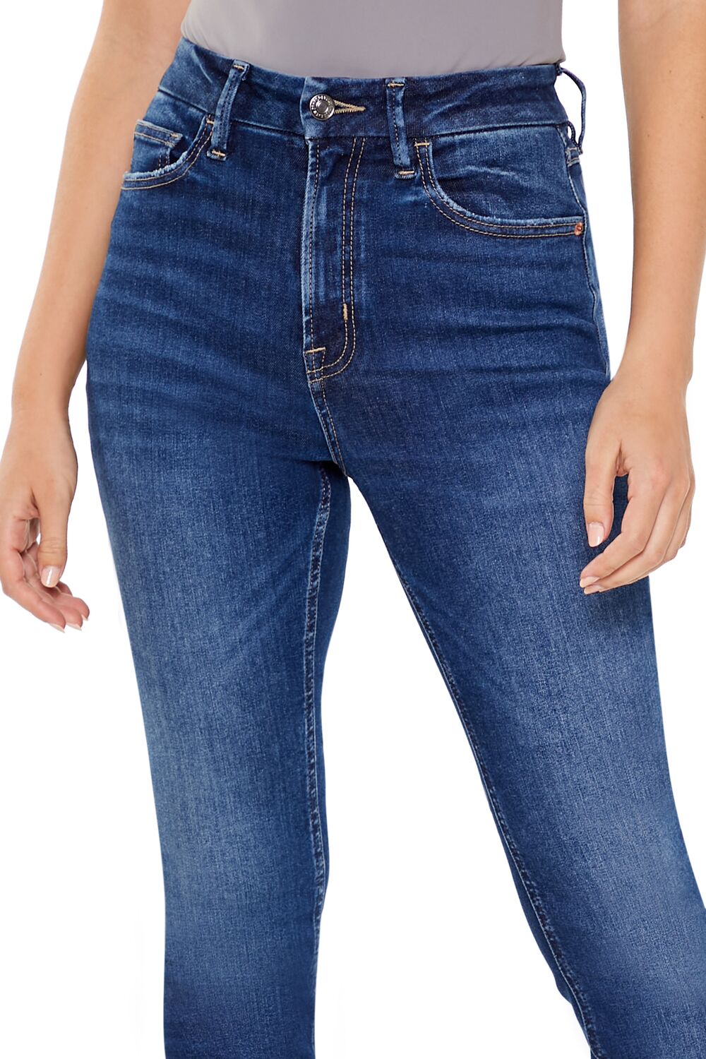 Curvy High-Rise Skinny Jeans - Image 5