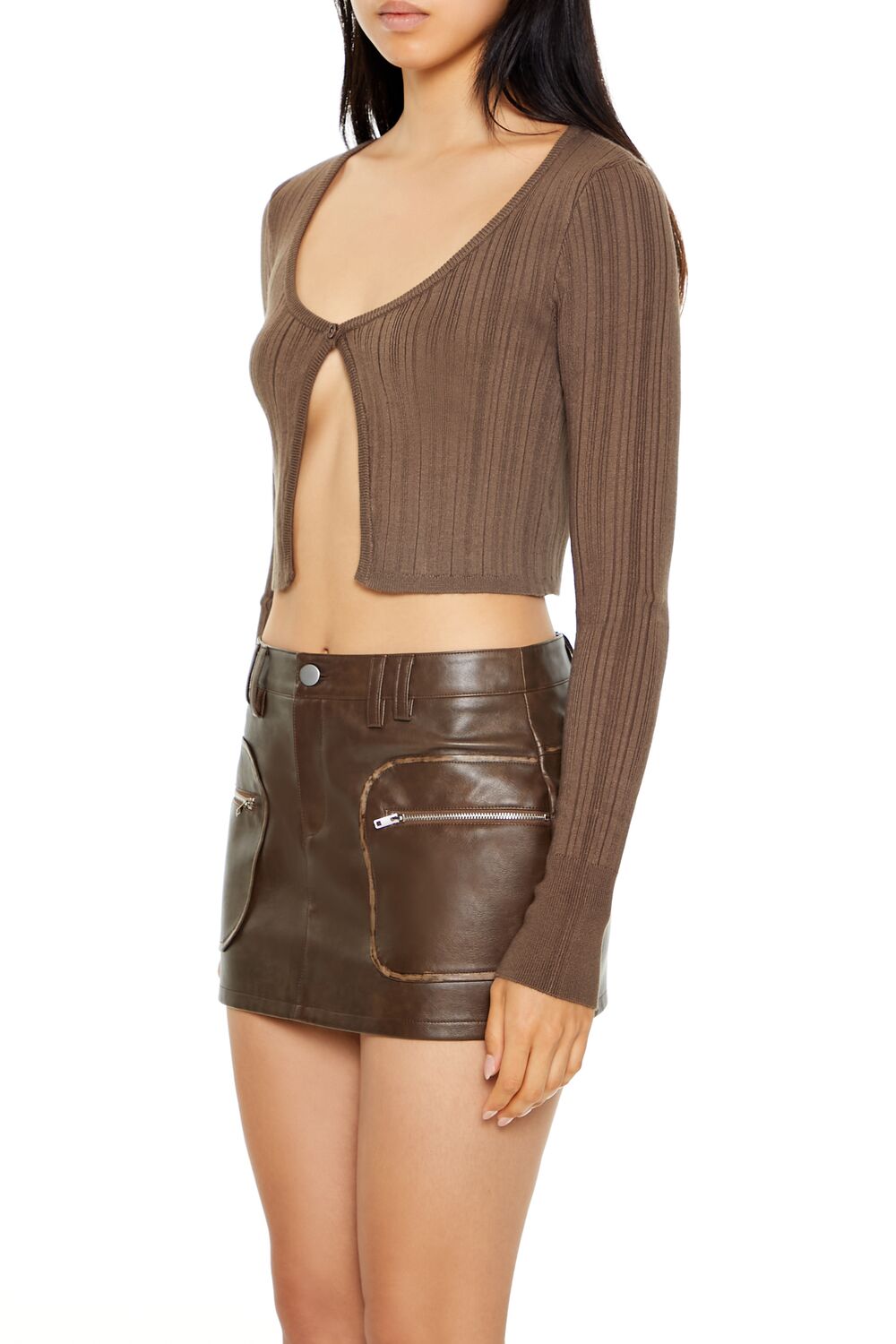 Cropped Split-Hem Cardigan Sweater - Image 4