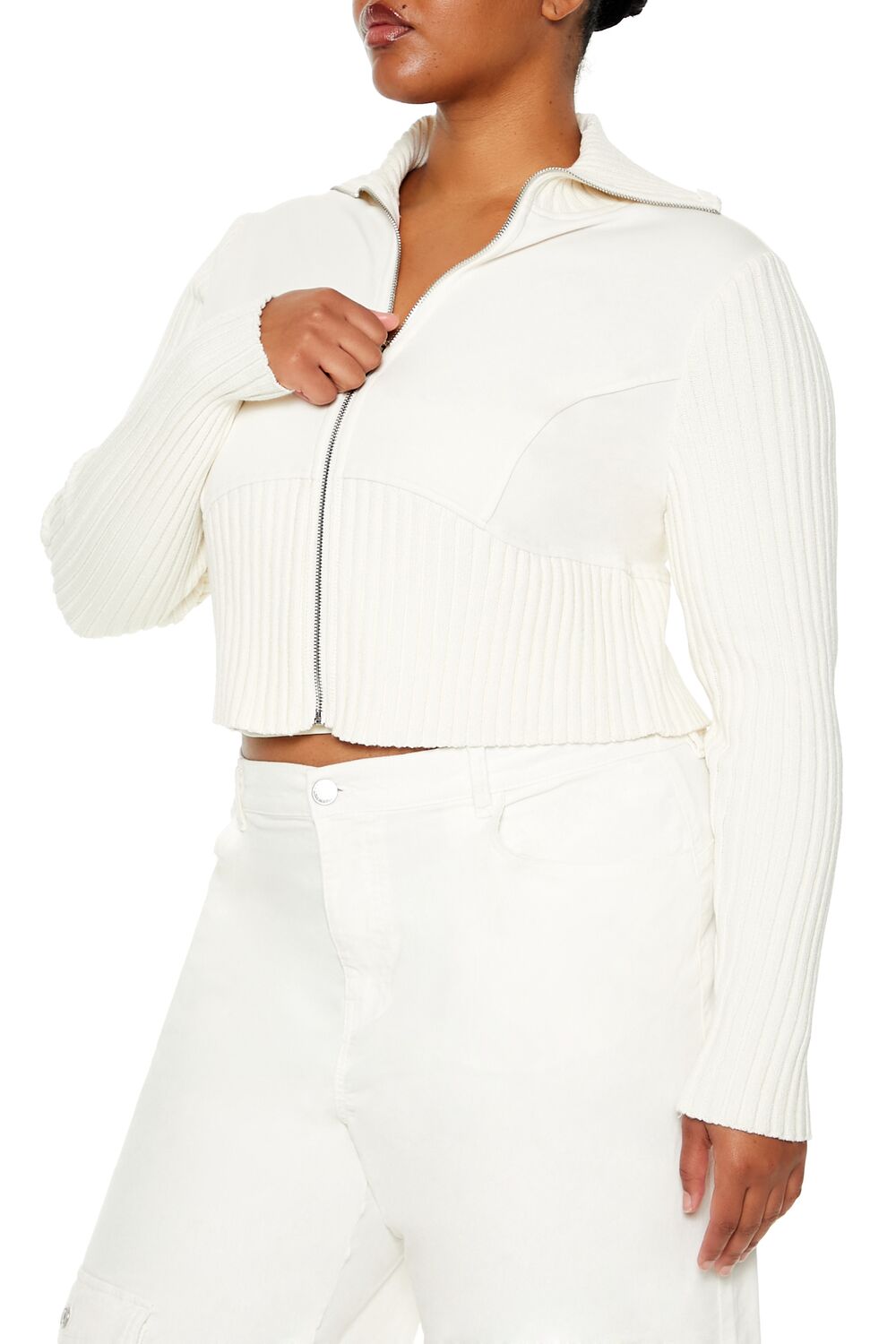 Plus Size Cropped Zip-Up Sweater - Image 4