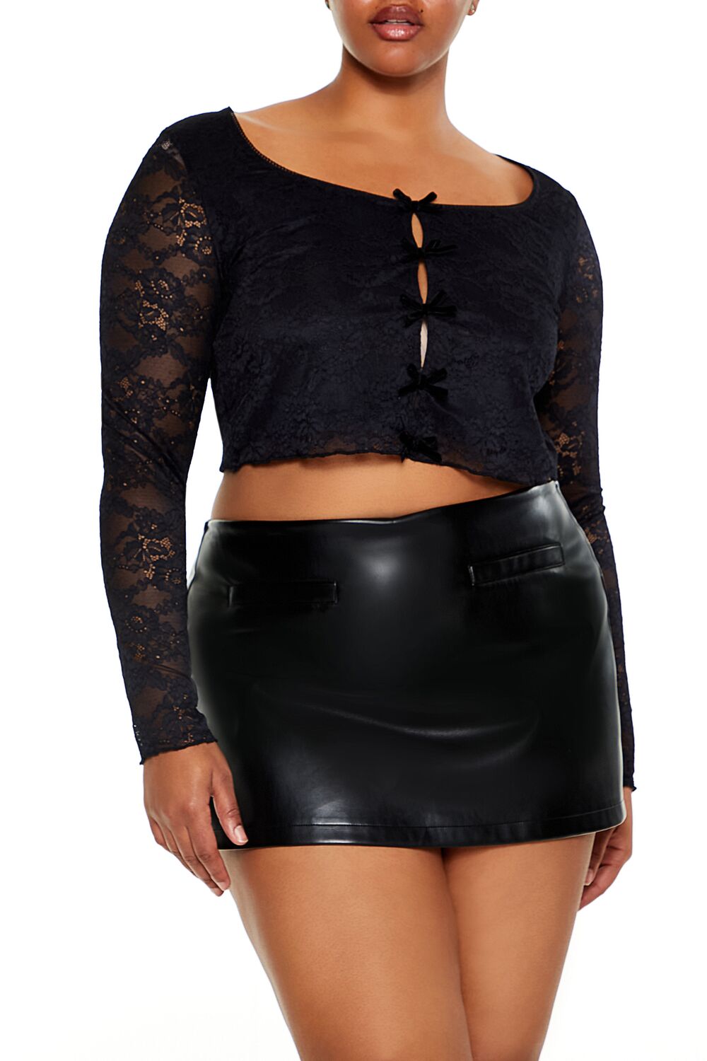 Plus Size Cutout Bow Crop Top - Image 3