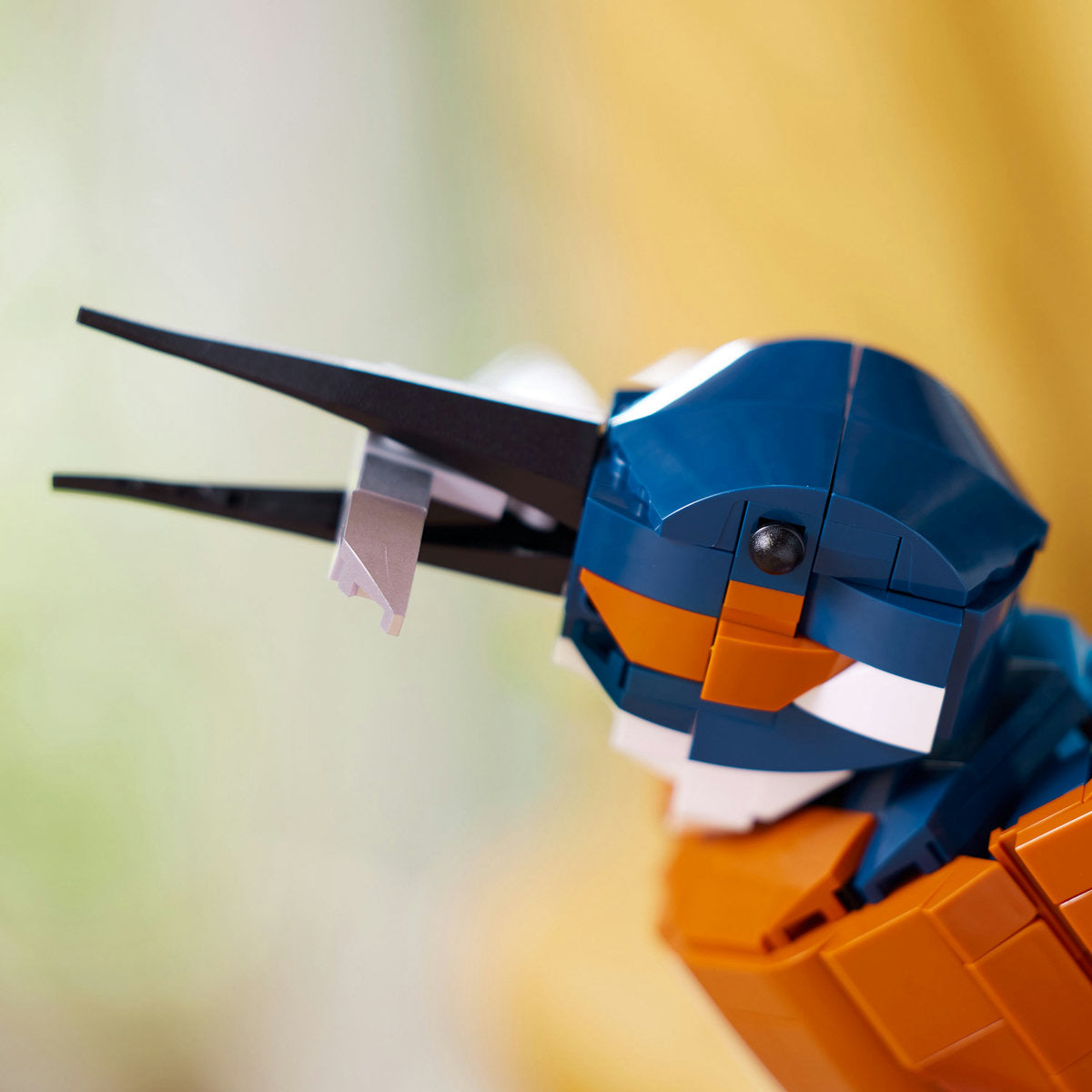 LEGO? Icons Kingfisher Bird Building Set 10331 - Image 6